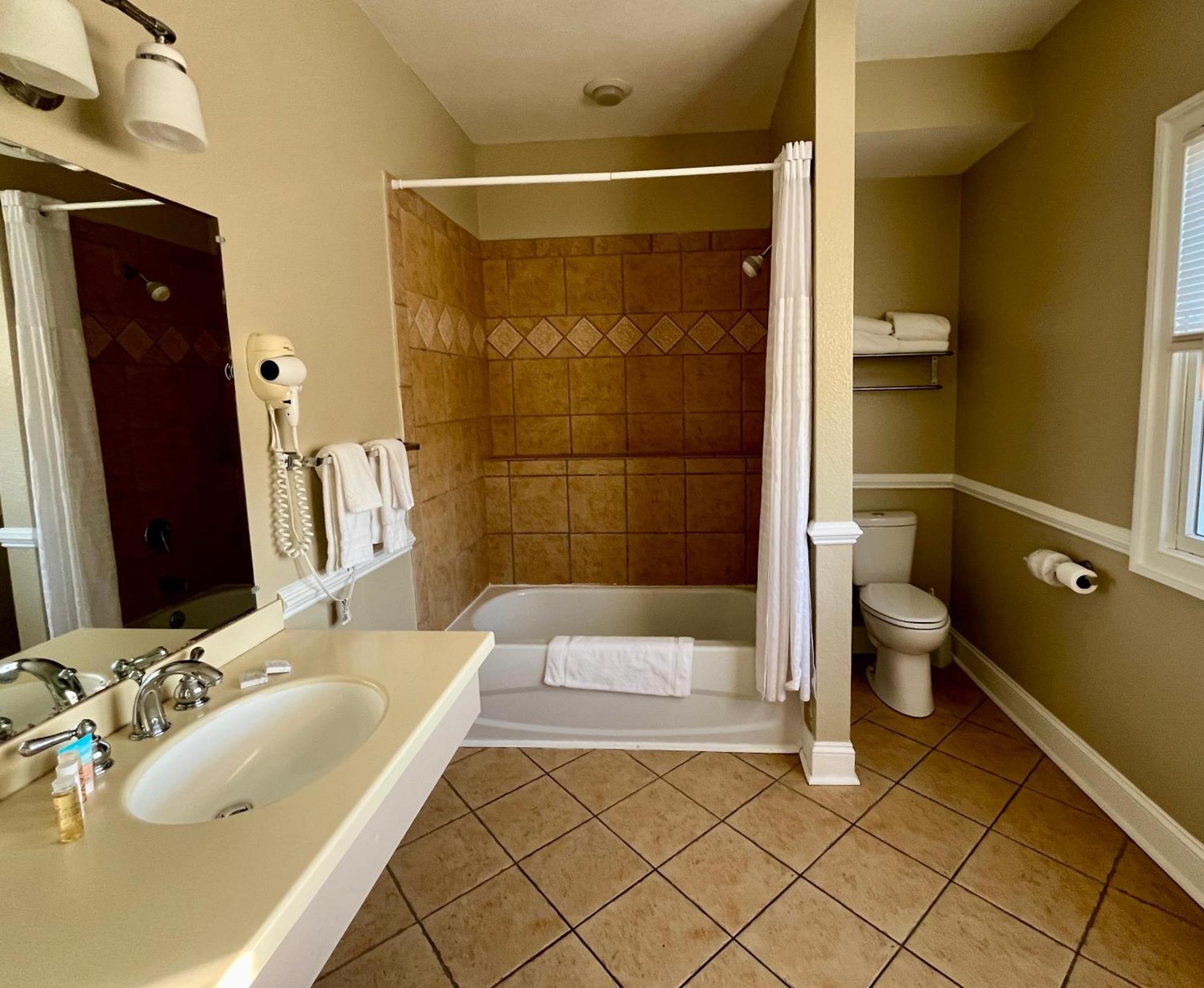 Cape Hatteras Motel Бакстон Екстер'єр фото